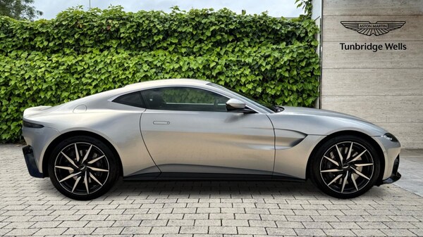 Used Aston Martin Vantage 2020 for sale - 75425032: Photo 16