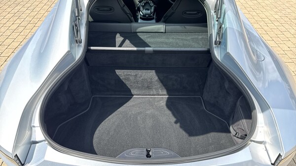 Used Aston Martin Vantage 2020 for sale - 75425032: Photo 21