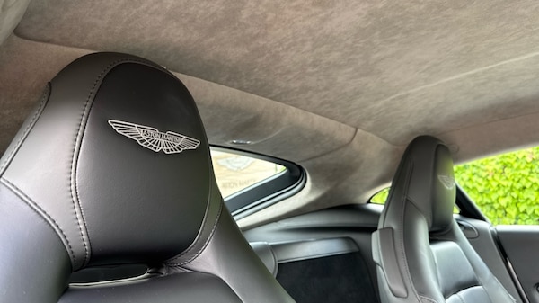Used Aston Martin Vantage 2020 for sale - 75425032: Photo 35