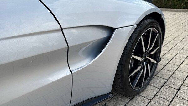 Used Aston Martin Vantage 2020 for sale - 75425032: Photo 9