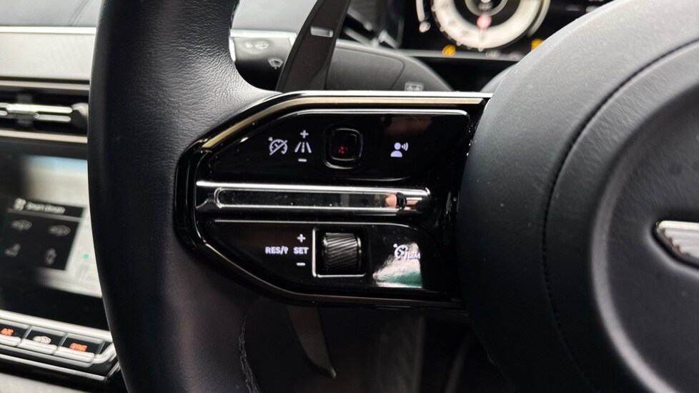 Used Aston Martin Vantage 2024 for sale - 76066953: Photo 28