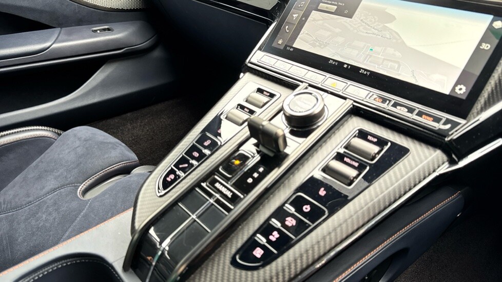 Used Aston Martin Vantage 2024 for sale - 76066953: Photo 32