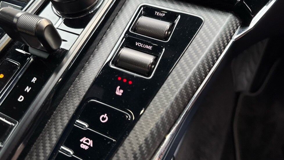 Used Aston Martin Vantage 2024 for sale - 76066953: Photo 37