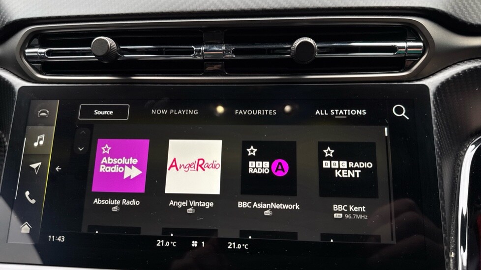 Used Aston Martin Vantage 2024 for sale - 76066953: Photo 38