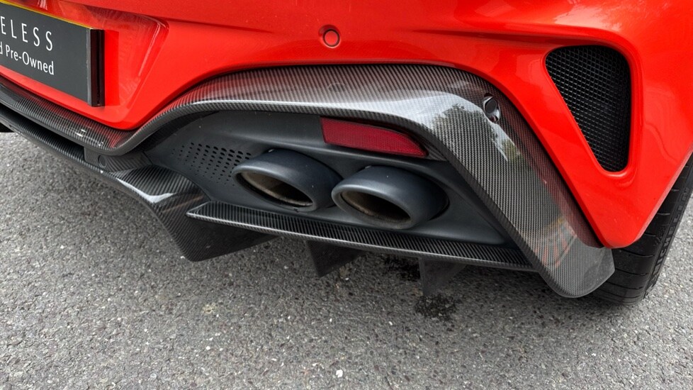 Used Aston Martin Vantage 2024 for sale - 76066953: Photo 41