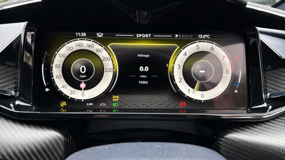 Used Aston Martin Vantage 2024 for sale - 76066953: Photo 6