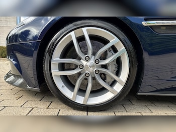 Used Aston Martin Vanquish 2017 for sale - 75618455: Photo