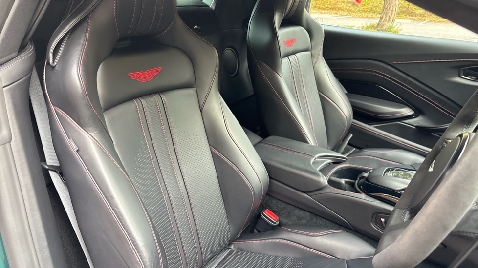 Used Aston Martin Vantage 2024 for sale - 76544571: Photo 12