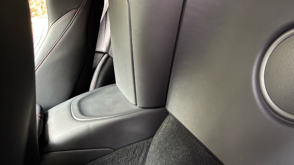 Used Aston Martin Vantage 2024 for sale - 76544571: Photo 20