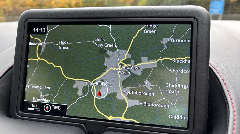 Used Aston Martin Vantage 2024 for sale - 76544571: Photo 32