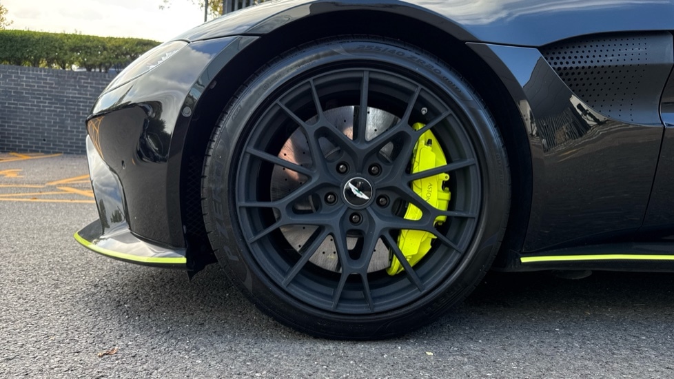 Used Aston Martin Vantage 2020 for sale - 75959526: Photo 4