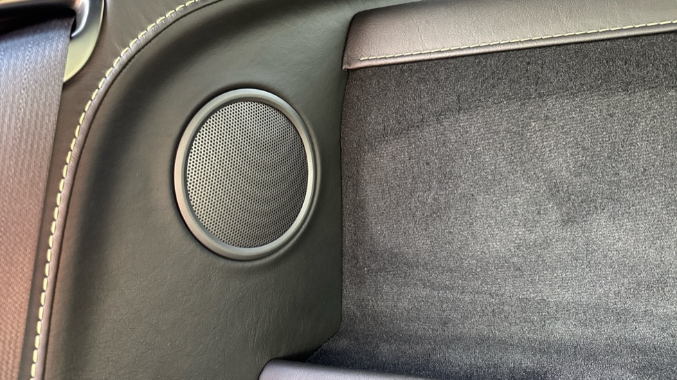 Used Aston Martin Vantage 2020 for sale - 75959526: Photo 42