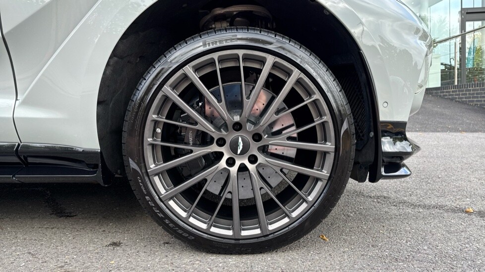 Used Aston Martin DBX 2024 for sale - 76203963: Photo 25