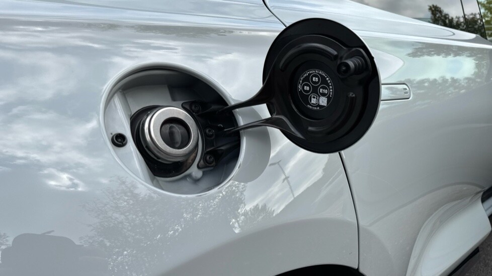 Used Aston Martin DBX 2024 for sale - 76203963: Photo 26