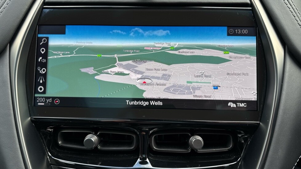 Used Aston Martin DBX 2024 for sale - 76203963: Photo 31