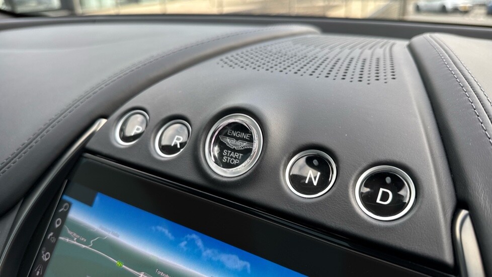 Used Aston Martin DBX 2024 for sale - 76203963: Photo 32