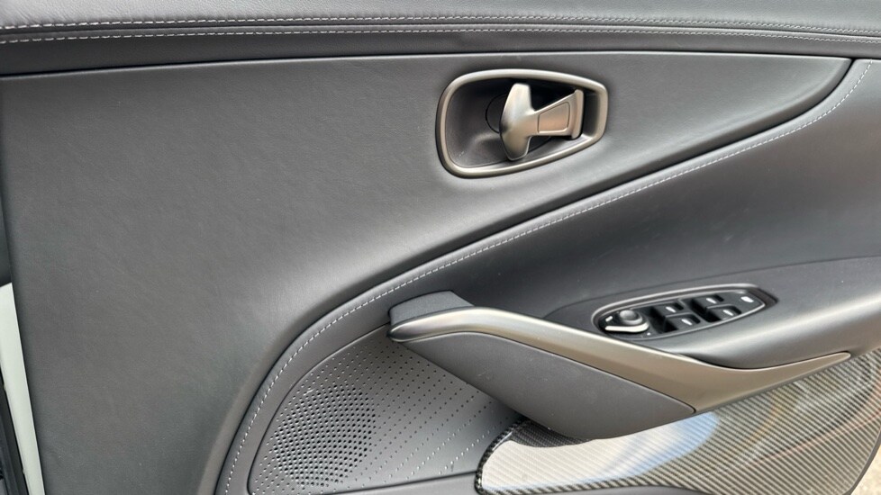 Used Aston Martin DBX 2024 for sale - 76203963: Photo 34