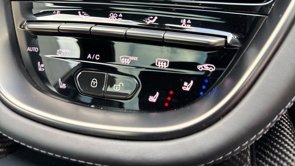 Used Aston Martin DBX 2024 for sale - 76203963: Photo 38