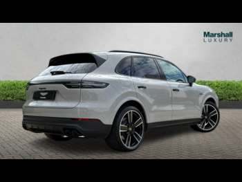 Used Porsche Cayenne 2022 for sale - 75121129: Photo
