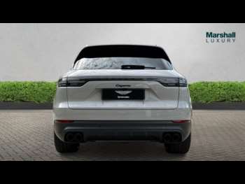 Used Porsche Cayenne 2022 for sale - 75121129: Photo
