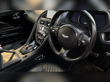 Used Aston Martin DB11 2016 for sale - 76580217: Photo