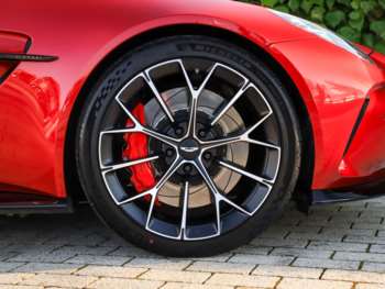 Used Aston Martin Vantage 2024 for sale - 74052233: Photo