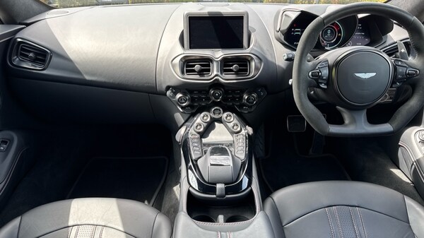 Used Aston Martin Vantage 2024 for sale - 75392168: Photo 19