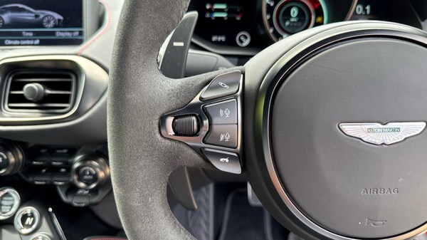 Used Aston Martin Vantage 2024 for sale - 75392168: Photo 28