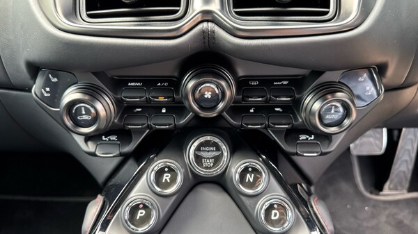 Used Aston Martin Vantage 2024 for sale - 75392168: Photo 36