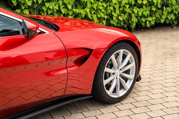 Used Aston Martin Vantage 2024 for sale - 75392168: Photo 38