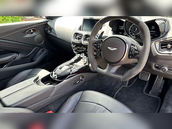 Used Aston Martin Vantage 2024 for sale - 75392168: Photo