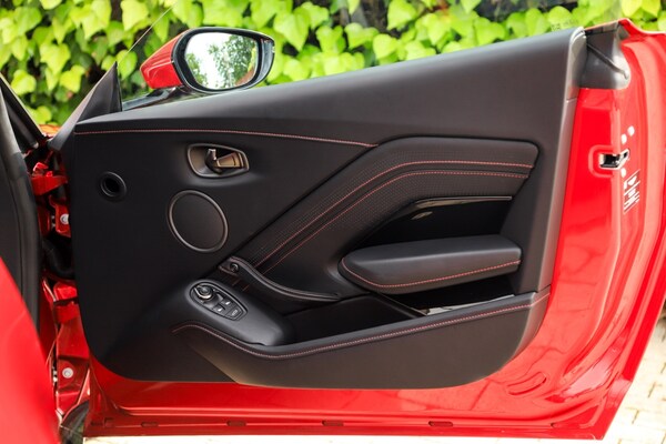 Used Aston Martin Vantage 2024 for sale - 75392168: Photo 43