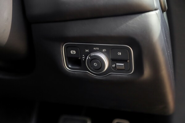 Used Aston Martin Vantage 2024 for sale - 75392168: Photo 49