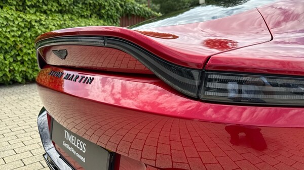 Used Aston Martin Vantage 2024 for sale - 75392168: Photo 8