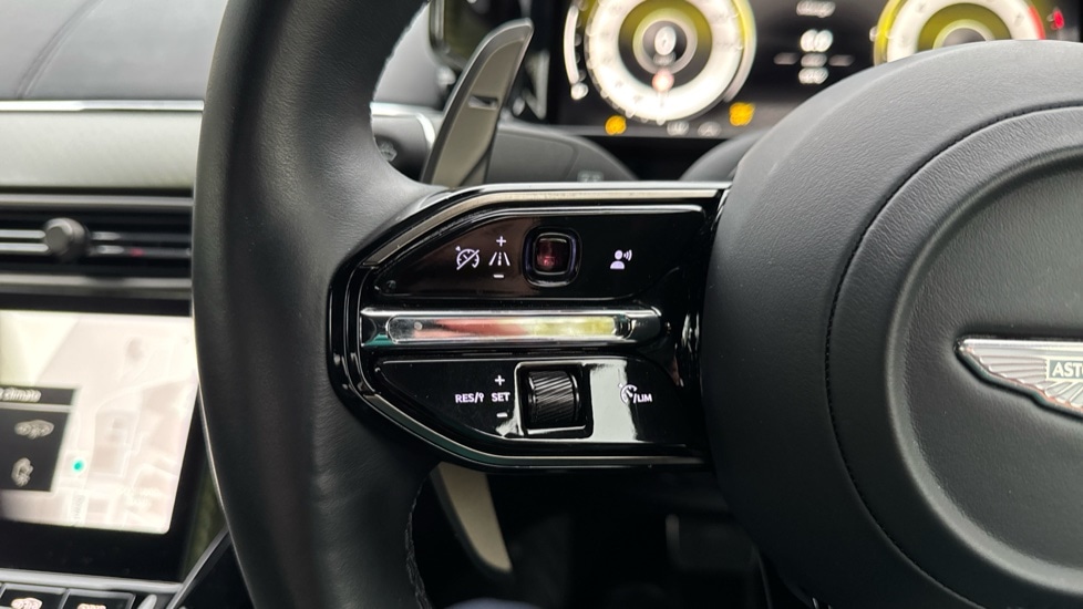 Used Aston Martin Vantage 2024 for sale - 76067045: Photo 28