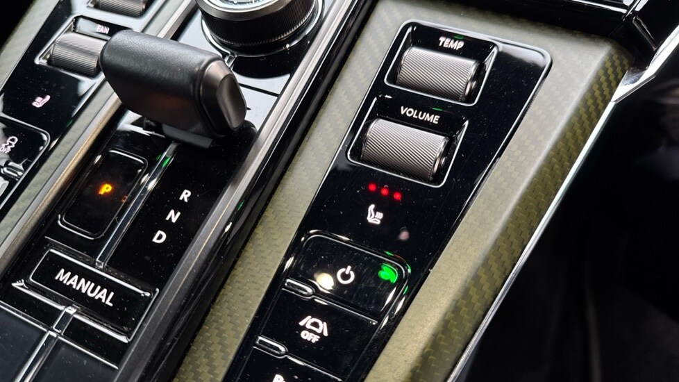 Used Aston Martin Vantage 2024 for sale - 76067045: Photo 38