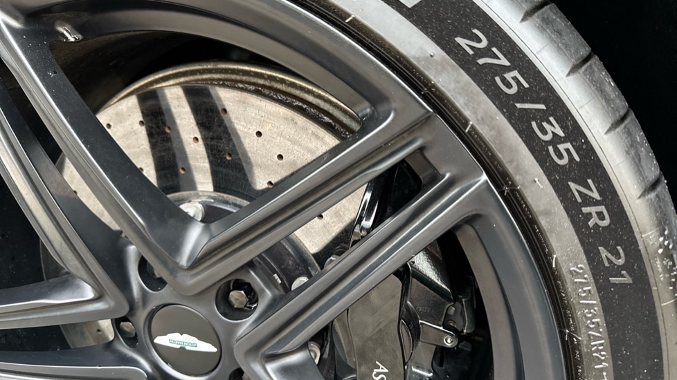 Used Aston Martin Vantage 2024 for sale - 76067045: Photo 43