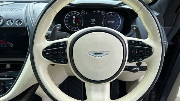 Used Aston Martin DBX 2021 for sale - 75391567: Photo 11