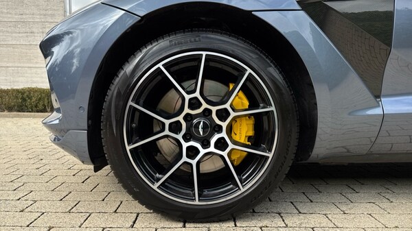 Used Aston Martin DBX 2021 for sale - 75391567: Photo 4