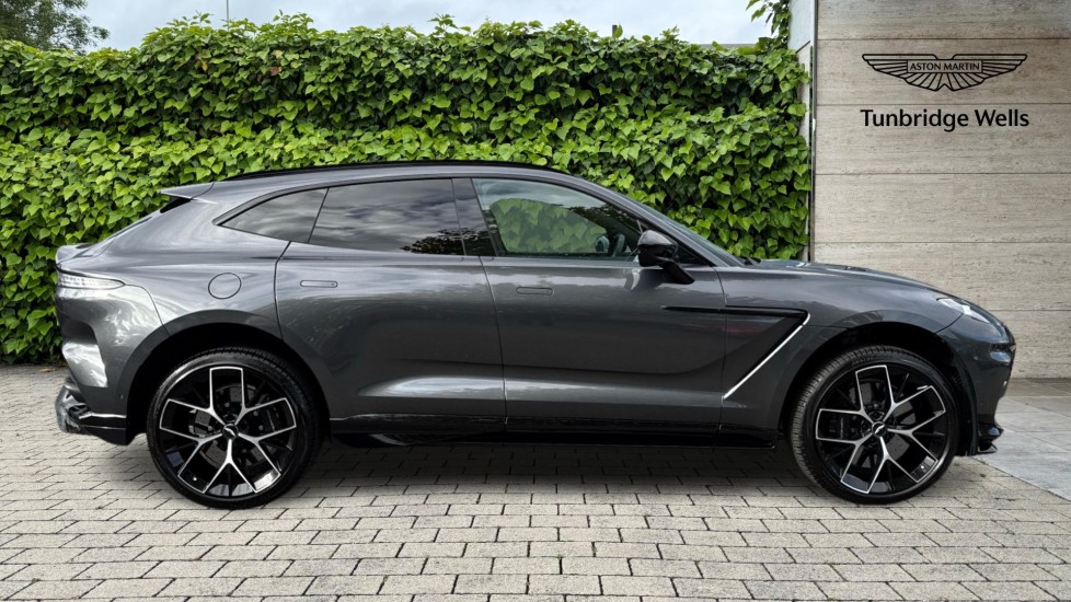 Used Aston Martin DBX 2024 for sale - 76216981: Photo 16