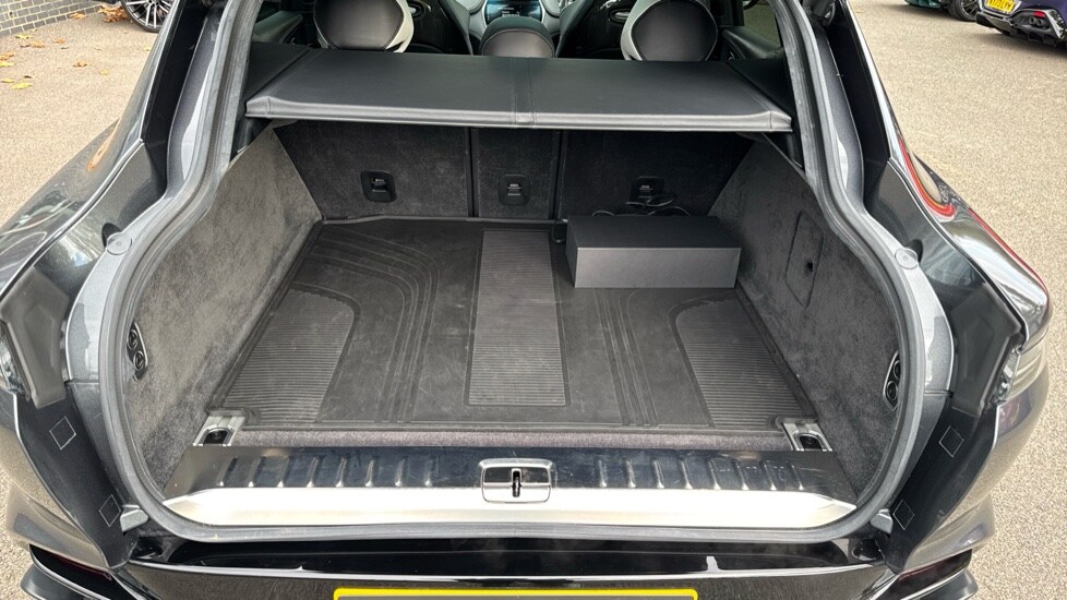 Used Aston Martin DBX 2024 for sale - 76216981: Photo 21