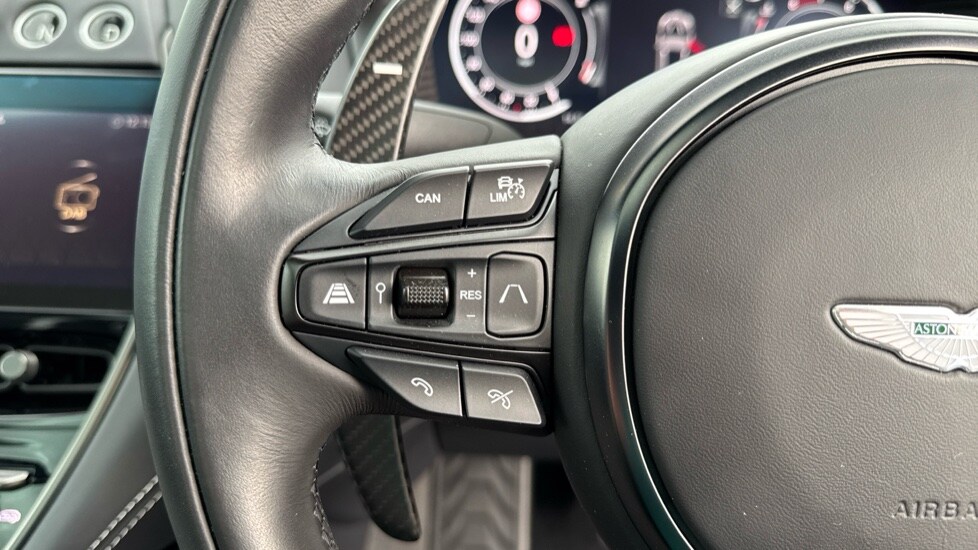 Used Aston Martin DBX 2024 for sale - 76216981: Photo 28