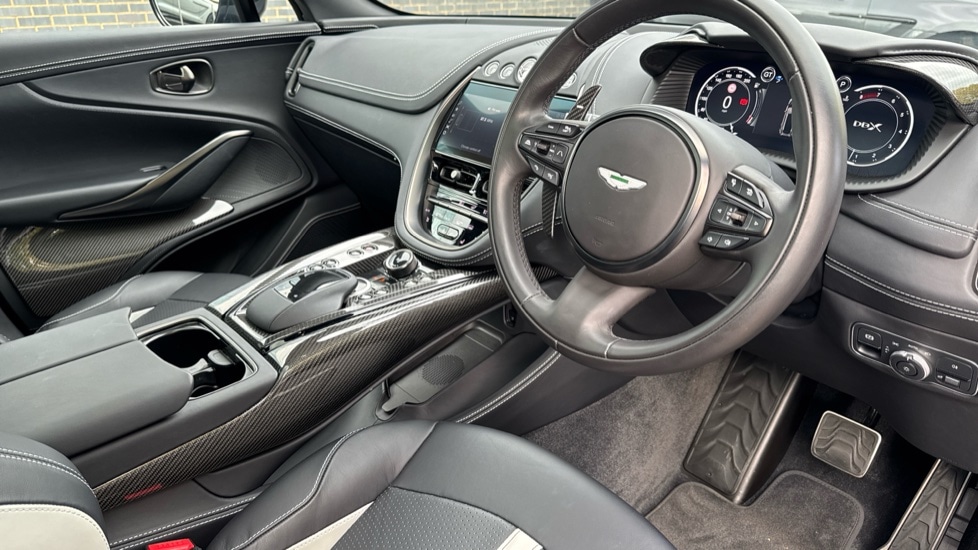 Used Aston Martin DBX 2024 for sale - 76216981: Photo 3