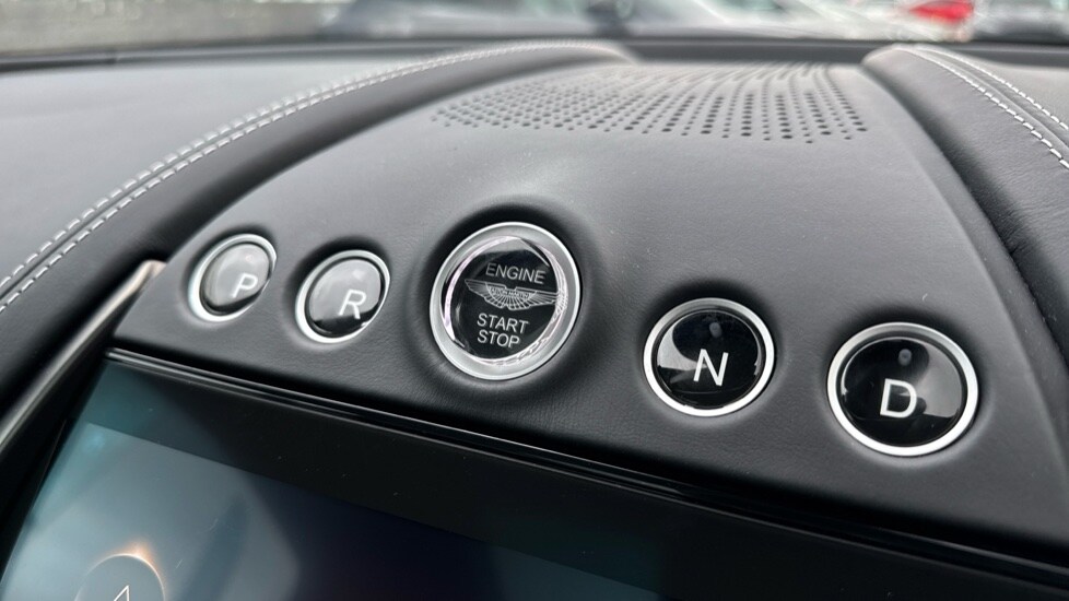 Used Aston Martin DBX 2024 for sale - 76216981: Photo 32