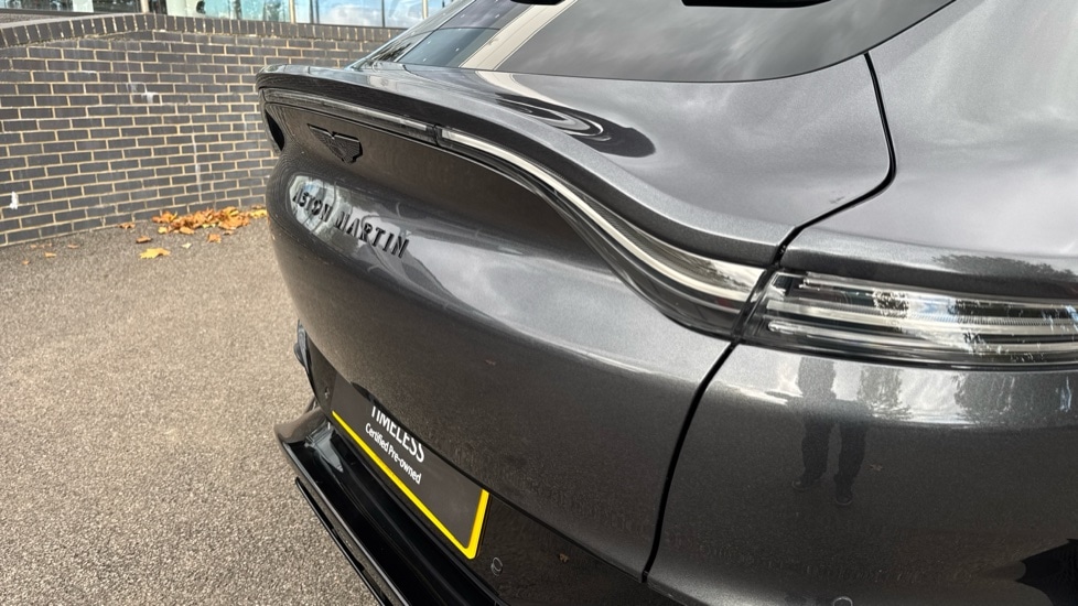 Used Aston Martin DBX 2024 for sale - 76216981: Photo 8