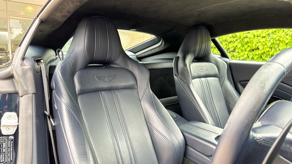 Used Aston Martin Vantage 2019 for sale - 76355224: Photo 12