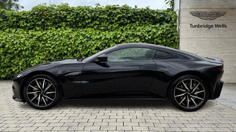 Used Aston Martin Vantage 2019 for sale - 76355224: Photo 17