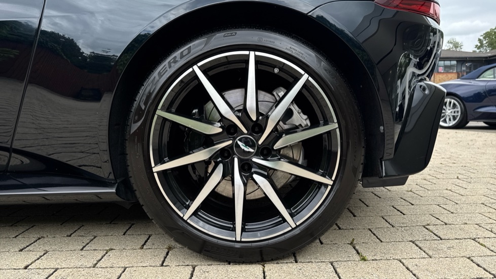 Used Aston Martin Vantage 2019 for sale - 76355224: Photo 23