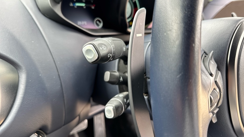 Used Aston Martin Vantage 2019 for sale - 76355224: Photo 29