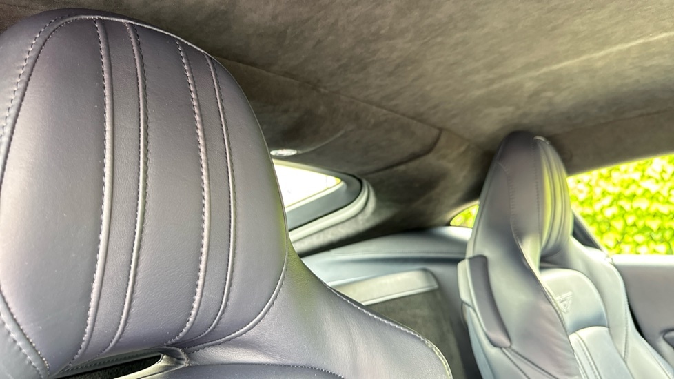 Used Aston Martin Vantage 2019 for sale - 76355224: Photo 35
